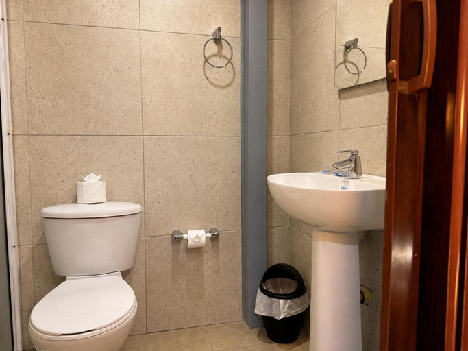 Bathroom 3, Hotel Laureles Palo Alto, Medellín