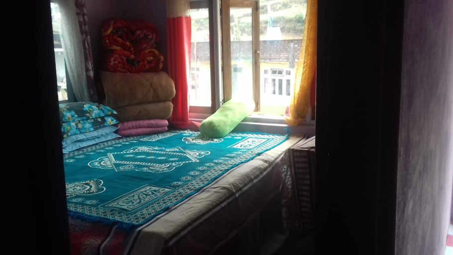Bedroom 4, Vamoose Padma Dhotrey, Darjiling