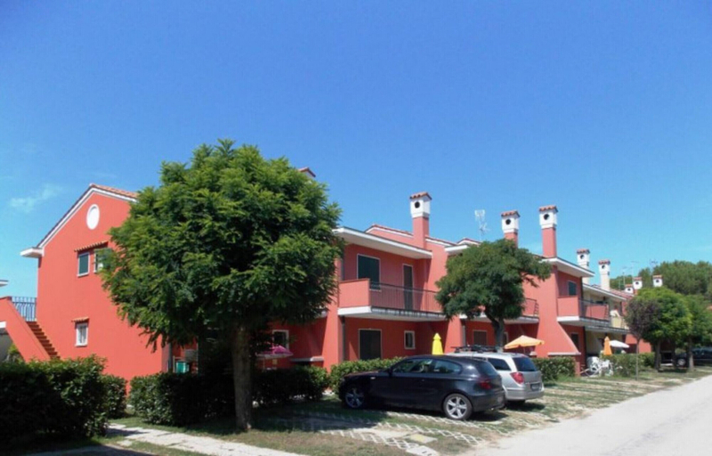Parking, Relaxing Villa With a Playground and Pool, Venezia
