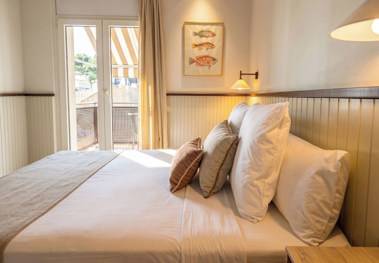 Bedroom 4, Hotel Medium Montecarlo, Girona