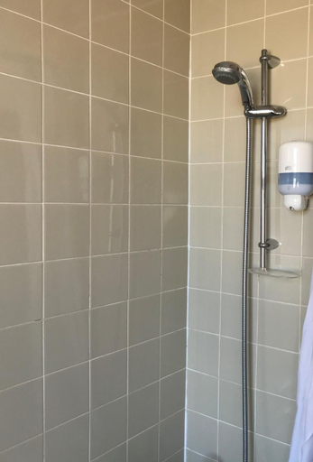 Bathroom 4, Stotfield Hotel, Moray