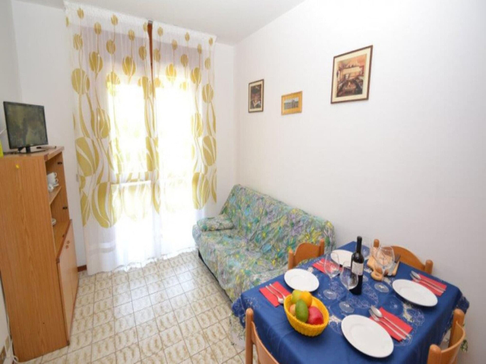 Dining room 4, Cozy Flat With Shared Swimming Pool, Venezia
