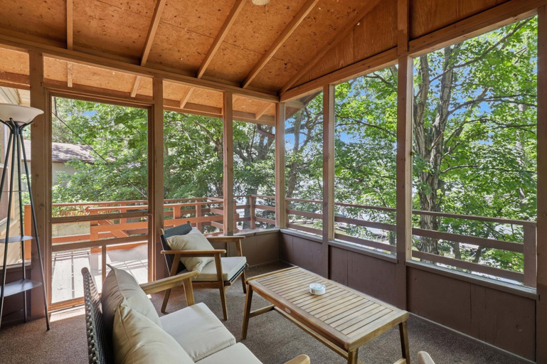 Terrace/patio 4, Lakefront Escape With Private Dock, Fire Pit & Screened Porch, Morgan