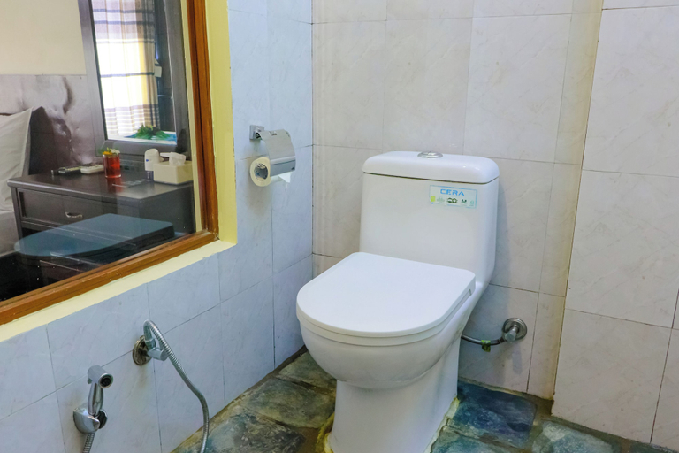 Bathroom 3, Hotel Kunja, Gandaki