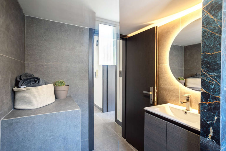 Room 2, Socrates Suites - Urban Calm by the Sea Kalamata, Peloponnese