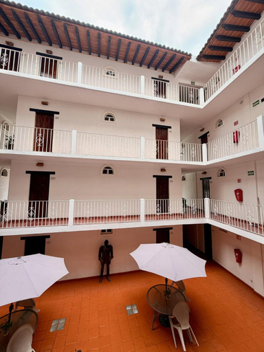 Exterior & Views, Marlyn Hotel, Puerto Vallarta
