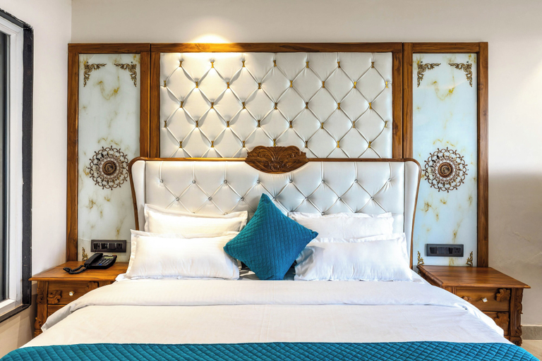 Room 4, Alivaa boutique, Dharamkot Road, McLeodganj, Kangra