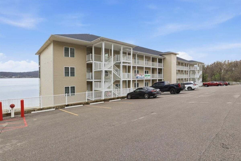 Exterior 5, Peaceful, Newly Built Lakefront Condo, w/ PWC Slip, Screened Balcony, 2 Pools & Elevator, Camden