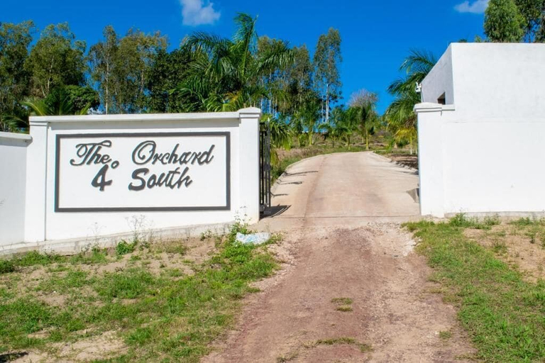 Property grounds 3, The Orchard 4 degrees South Resort, Matuga