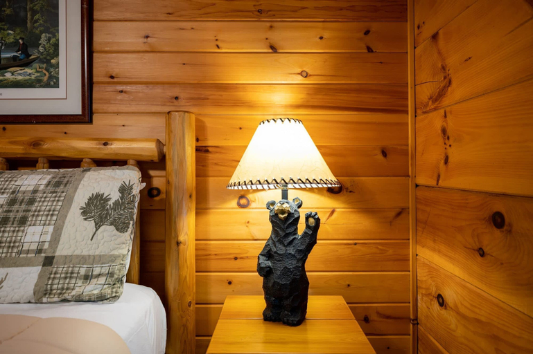 Room 3, Mountain Views w Slide Hot Tub Game Room, Fannin