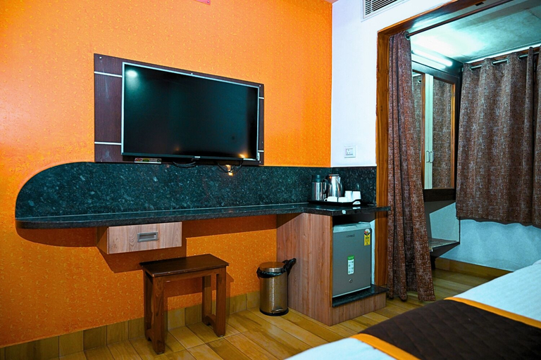 Room 4, Smart Inn The Luxurious Stay, Visakhapatnam