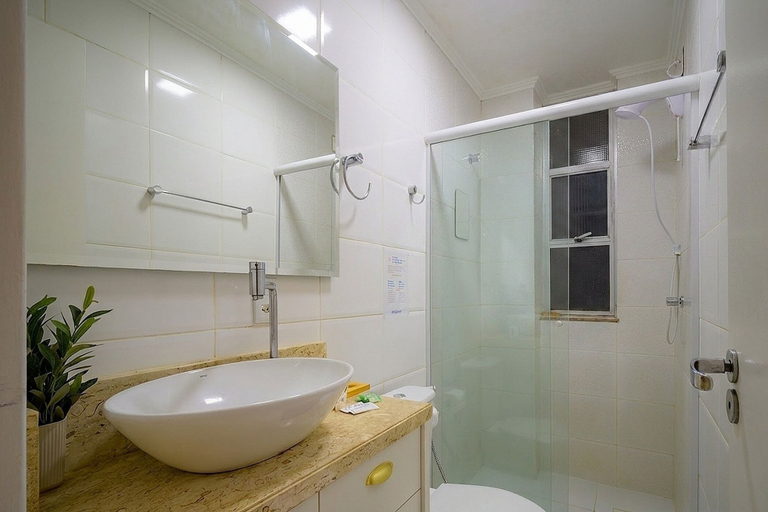 Bathroom, Charming Apartment in Downtown Floripa Edc402, Florianopolis