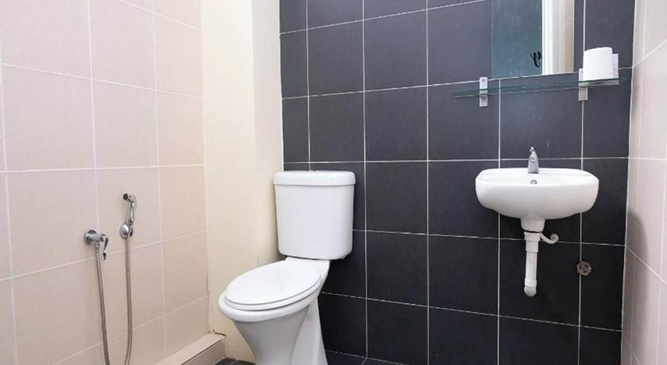 Bathroom 4, Ty Hotel, Kuala Terengganu