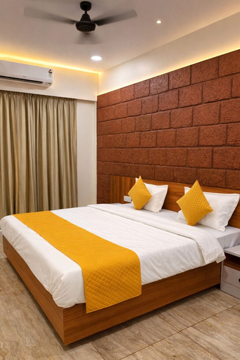 Room 5, Anandi Hotel Guhagar, Ratnagiri