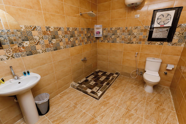 Bathroom 4, Turquoise Pyramids Gate, Al-Ahram