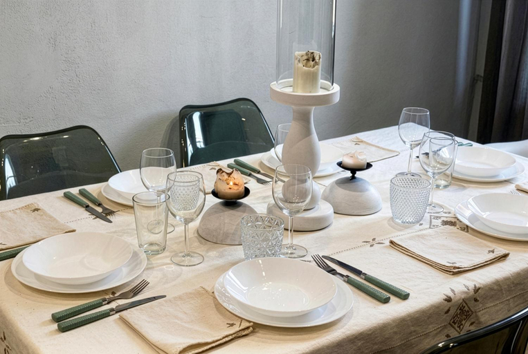 Others 5, Signature Design & Panoramic Views, Pistoia