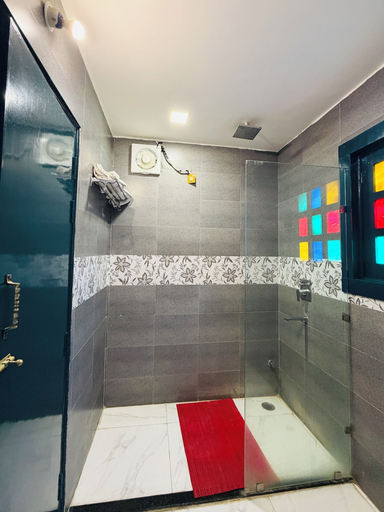 Bathroom 3, Shiv Kothi - Homestay, Agra