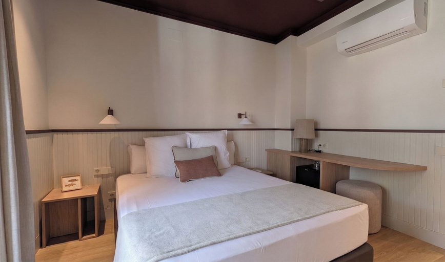 Bedroom 4, Hotel Medium Montecarlo, Girona