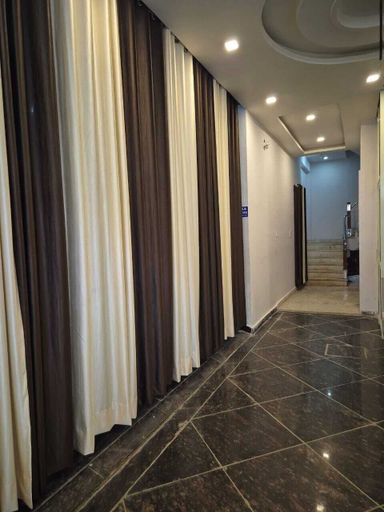Lobby, Prince Hotel, Meerut