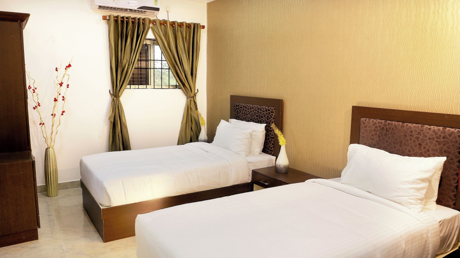 Room 2, Nova Grand Canyon Hotel and Banquet Hall, Ernakulam