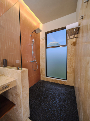 Bathroom 2, Narin Retreat, San Carlos