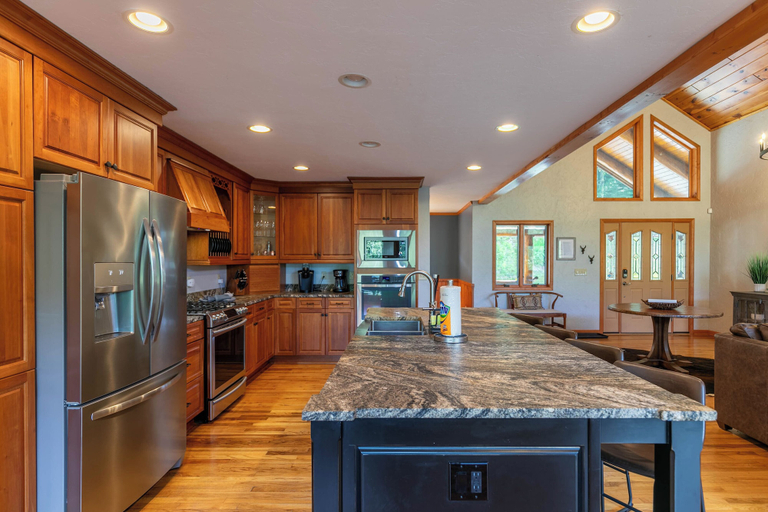 Interior 4, Boulder Sky at River Run, Avery