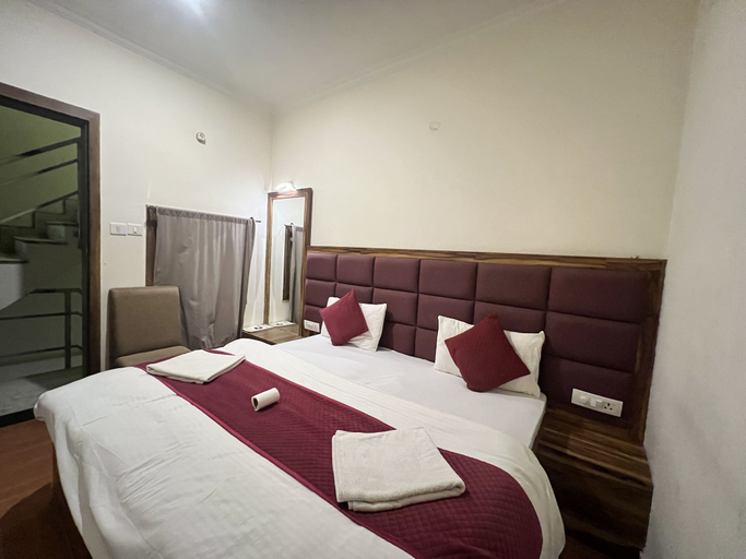 Room 2, OnlyStay Bagpackers Hostel, Agra