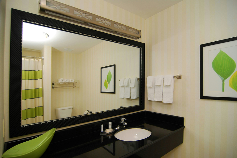 Bathroom, Fairfield Inn Suites By Marriott Tehachapi, Kern