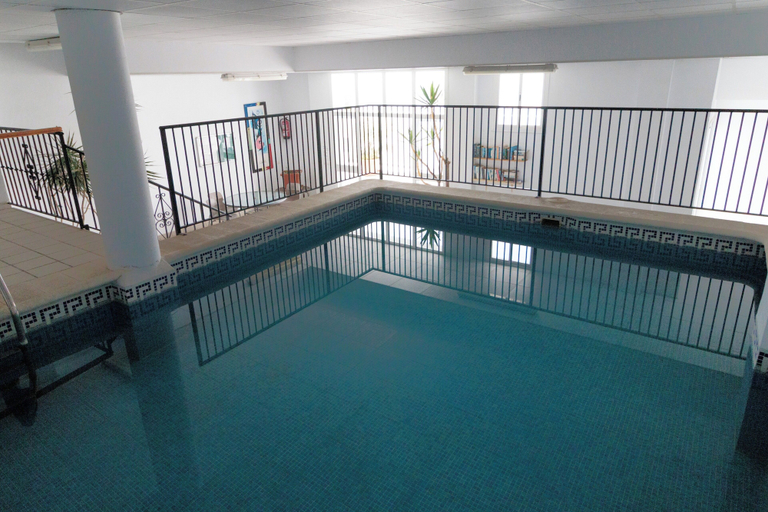 Others 2, Frigiliana 3-bed Apartment- Sleeps 8, Málaga