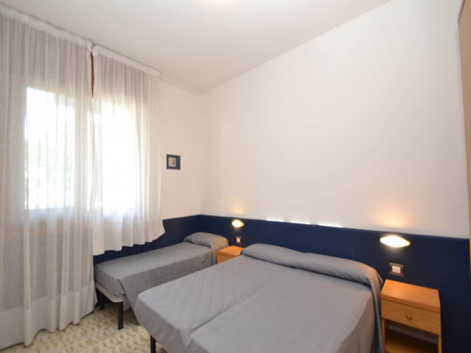 Room 2, Cozy Flat With Shared Swimming Pool, Venezia