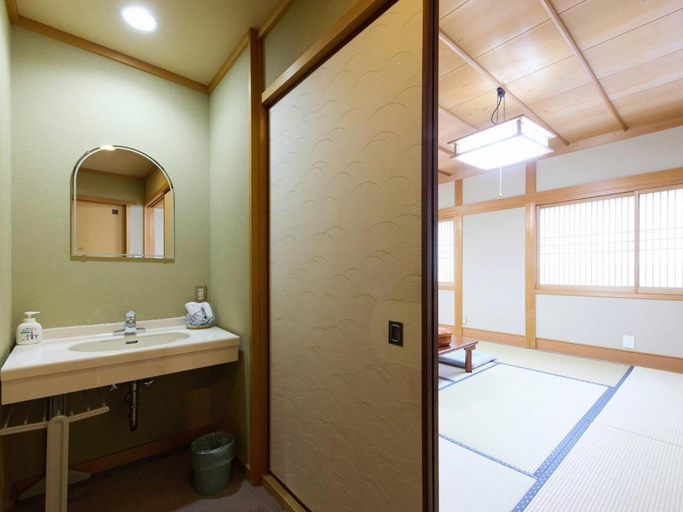 Bathroom 5, Yodoya, Toyooka