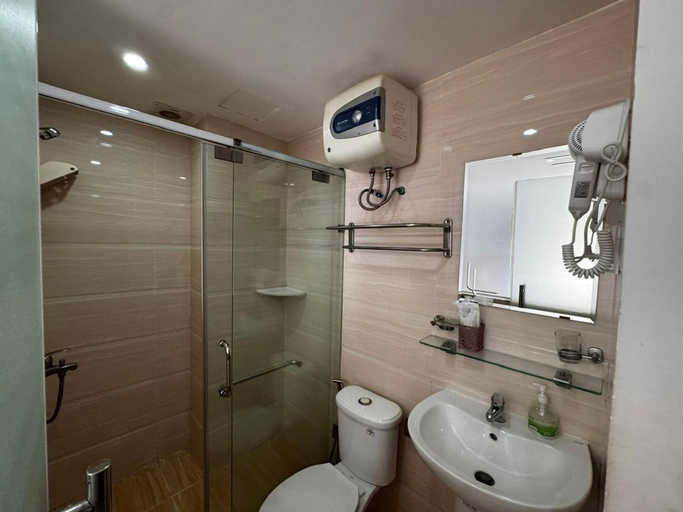 Bathroom 3, AILEN BOUTIQUE, District 1