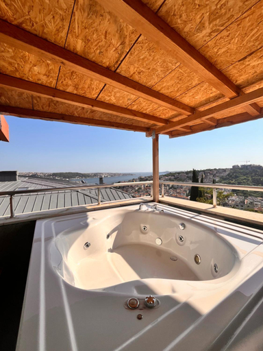 Bathroom 3, Class Otel Bosphorus, Beşiktaş