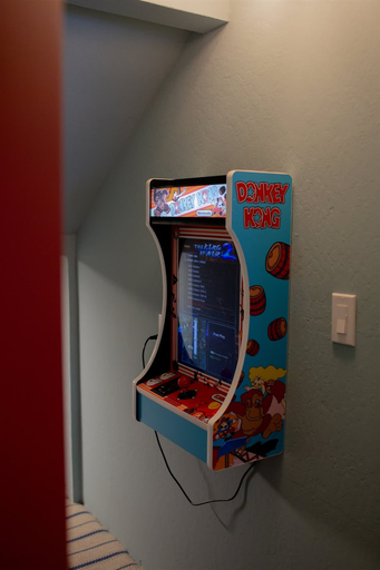 Room 3, Luxury Lakefront 5 Br Home Hot Tub Arcade, Nevada