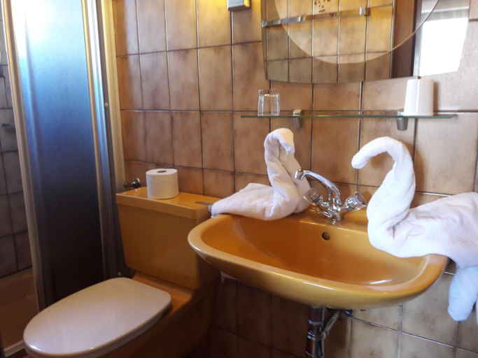 Bathroom 3, Reither Hof, Innsbruck Land