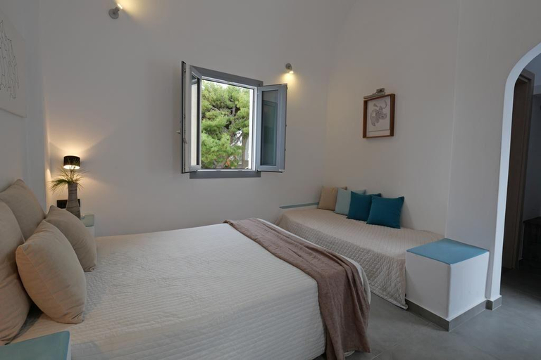 Bedroom 3, Aegean Studios Perissa, South Aegean