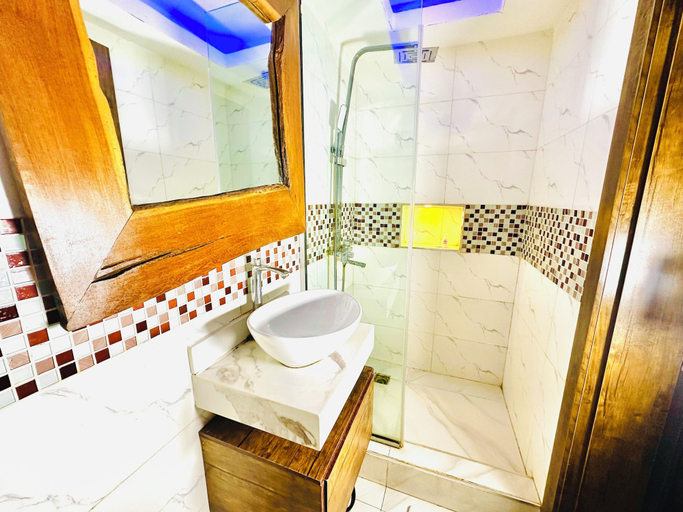 Bathroom 3, Presken Hotel Reliance, Ikeja