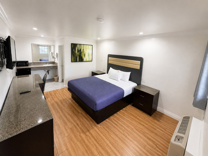 Bedroom 1, Bell Resort Motel, Los Angeles