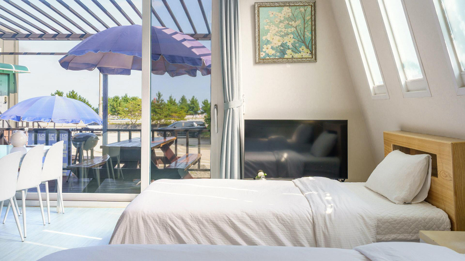 Bedroom 2, Yangyang Sunrise and Sunset Private Pens, Yangyang