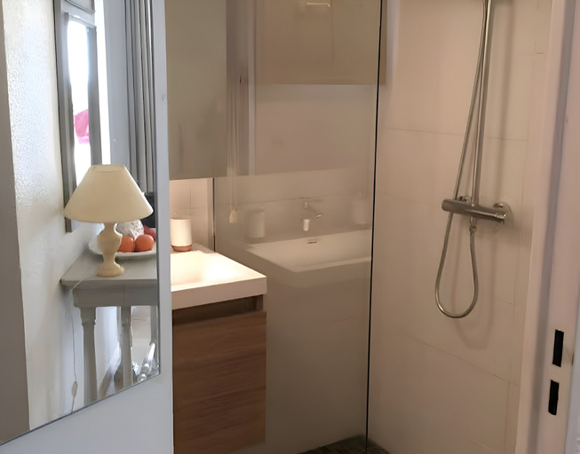 Bathroom, Bright Apartment by the Ligurian sea, Var