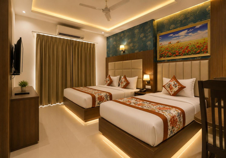 Bedroom 2, Hotel Smart Signature, Delhi