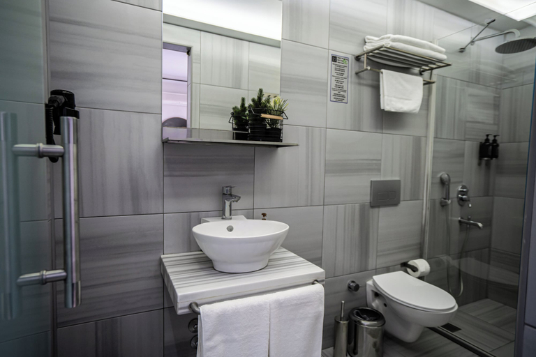 Bathroom 4, My Dora Hotel, Kadıköy