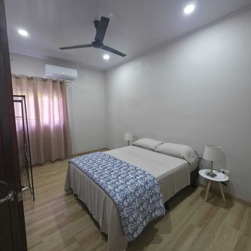 Room 2, Casa Congo Tamarindo, Santa Cruz