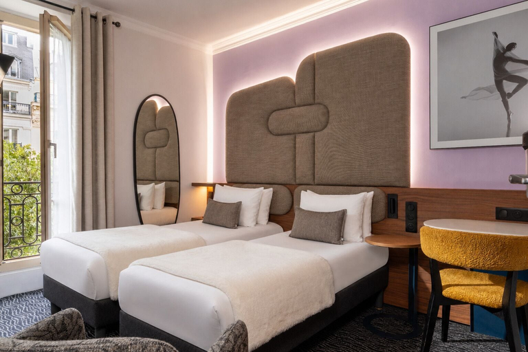 Bedroom 3, Hotel London, Paris