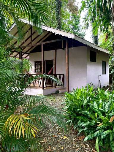 Exterior 3, luna caribena, Talamanca