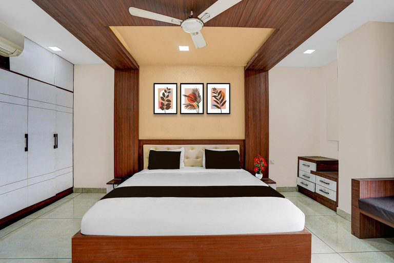 Room 2, Classic Rainbow Gold Inn, Lucknow