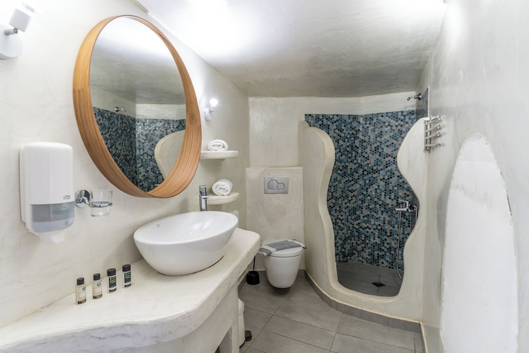 Bathroom 2, Vogue Suites, South Aegean