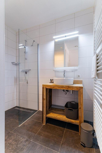 Bathroom 3, Apartment near South Beach with Sauna, Veere