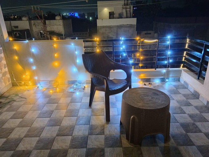 Others 4, Hotel Shivangan, Ujjain