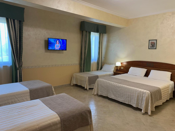 Bedroom 3, Al Boschetto, Frosinone